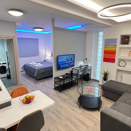 Flatg 23 Apartment Athena Bagian luar foto